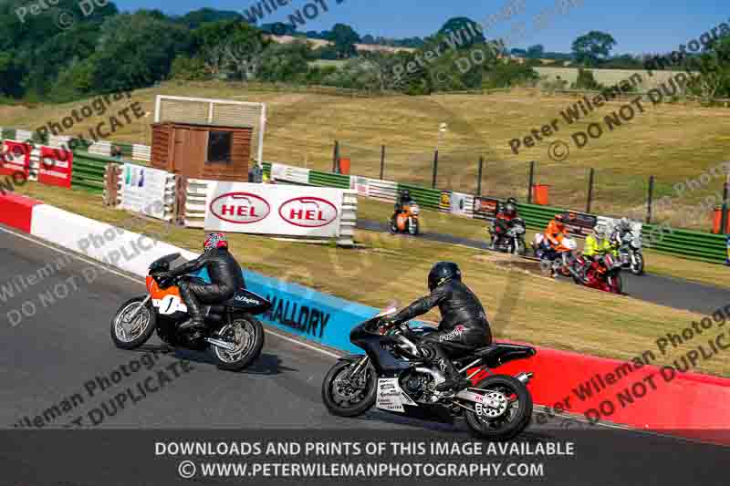 Vintage motorcycle club;eventdigitalimages;mallory park;mallory park trackday photographs;no limits trackdays;peter wileman photography;trackday digital images;trackday photos;vmcc festival 1000 bikes photographs